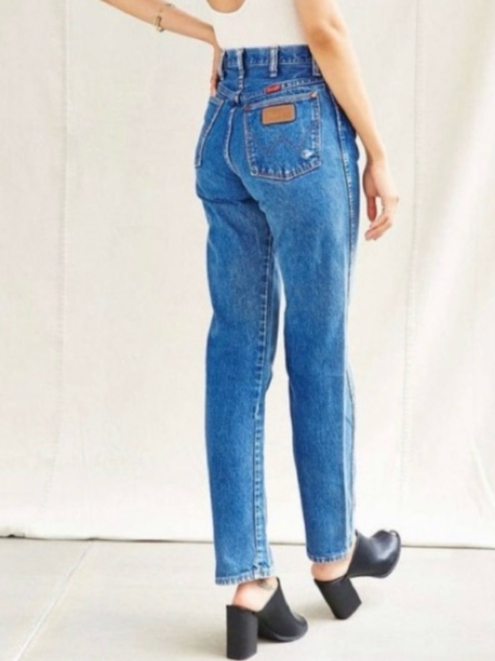 Vintage Wrangler High-Rise Straight Leg Jeans